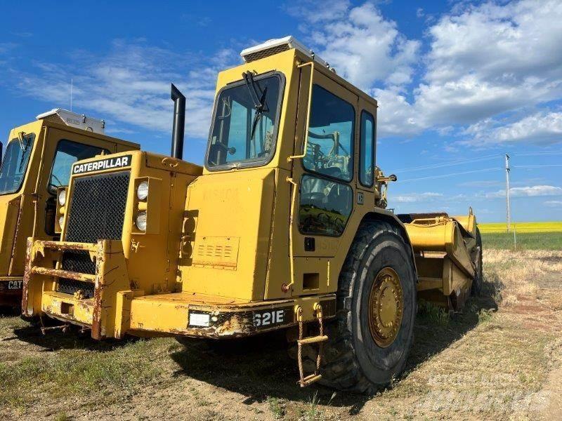 CAT 621E Scraper