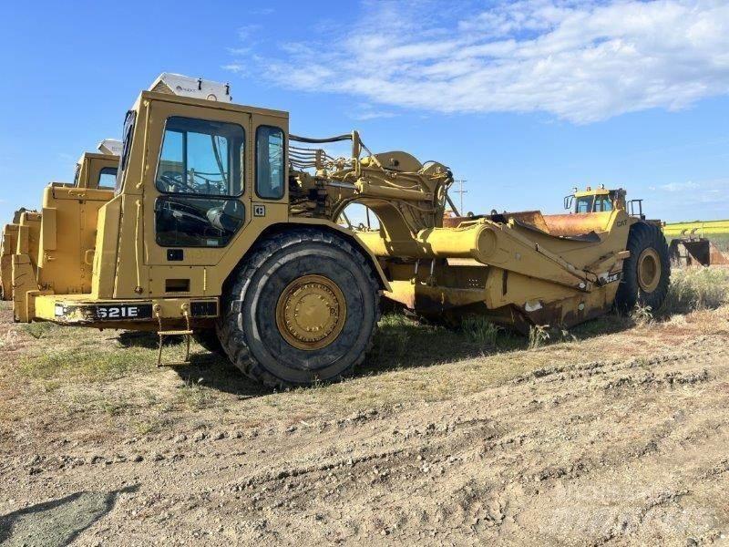 CAT 621E Scraper