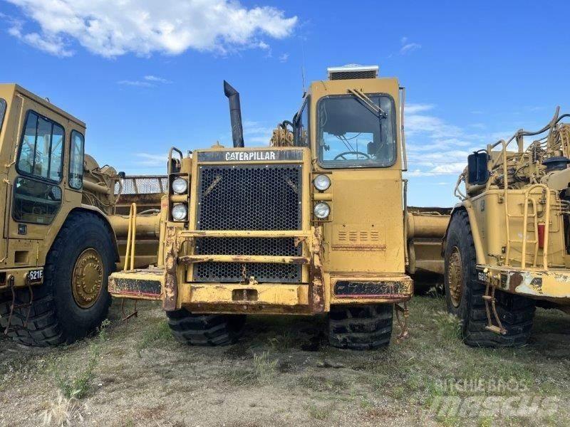 CAT 621E Scraper