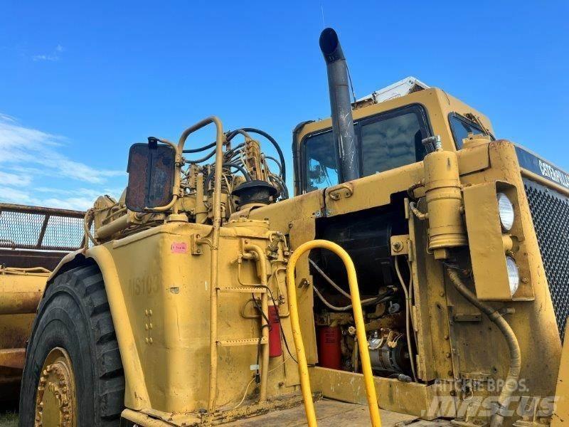 CAT 621E Scraper