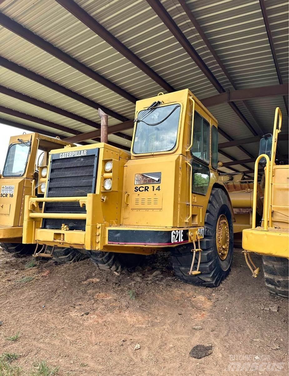 CAT 621E Scraper