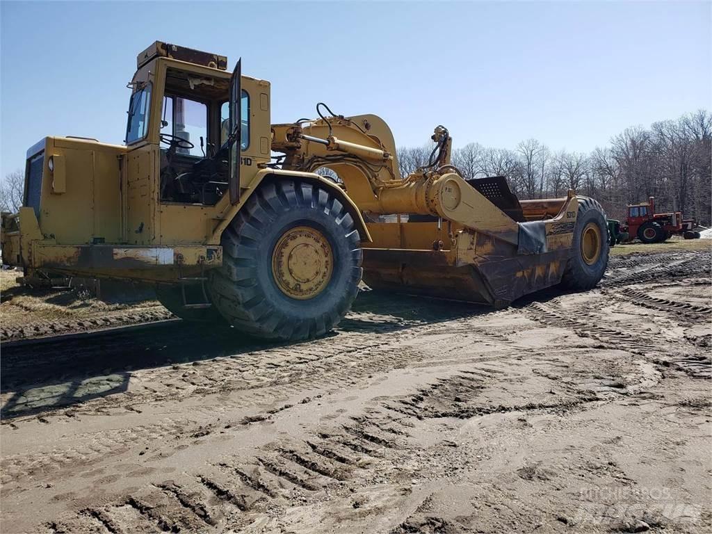 CAT 631D Scraper