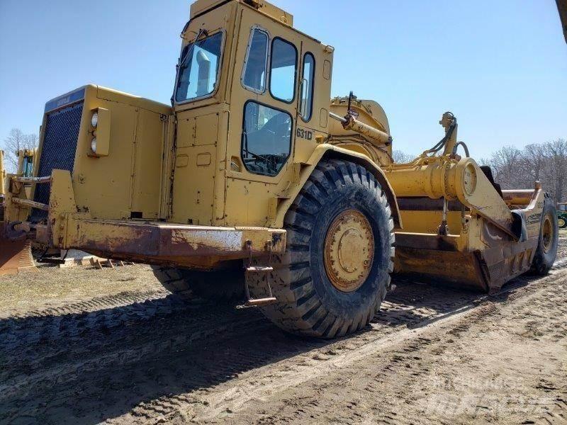 CAT 631D Scraper