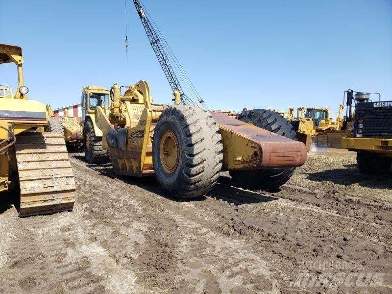 CAT 631D Scraper