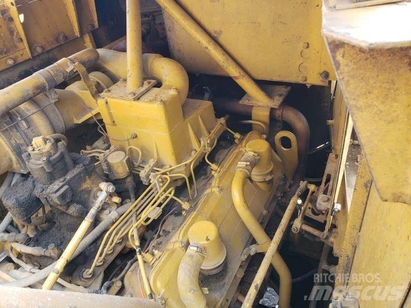 CAT 631D Scraper