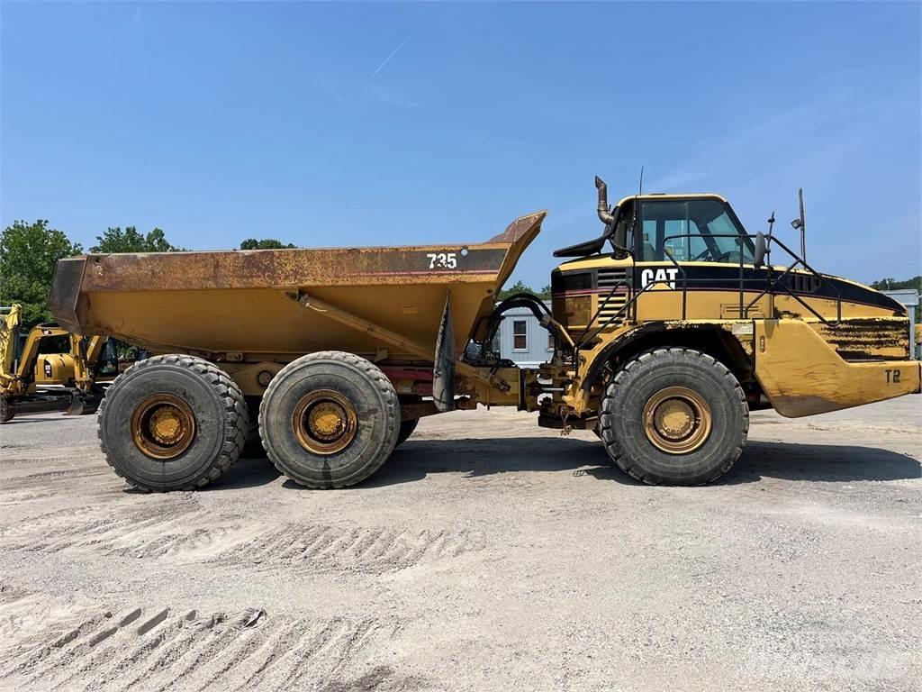 CAT 735 Tombereau articulé