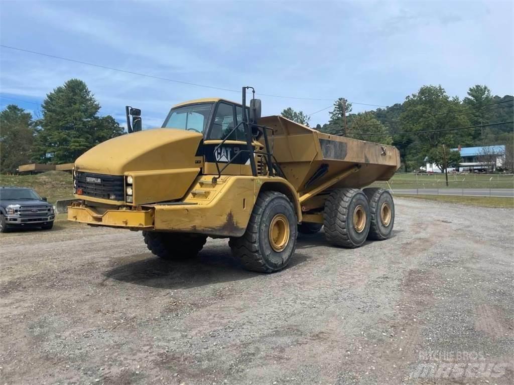 CAT 740 Tombereau articulé