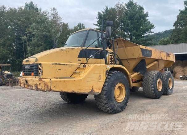 CAT 740 Tombereau articulé