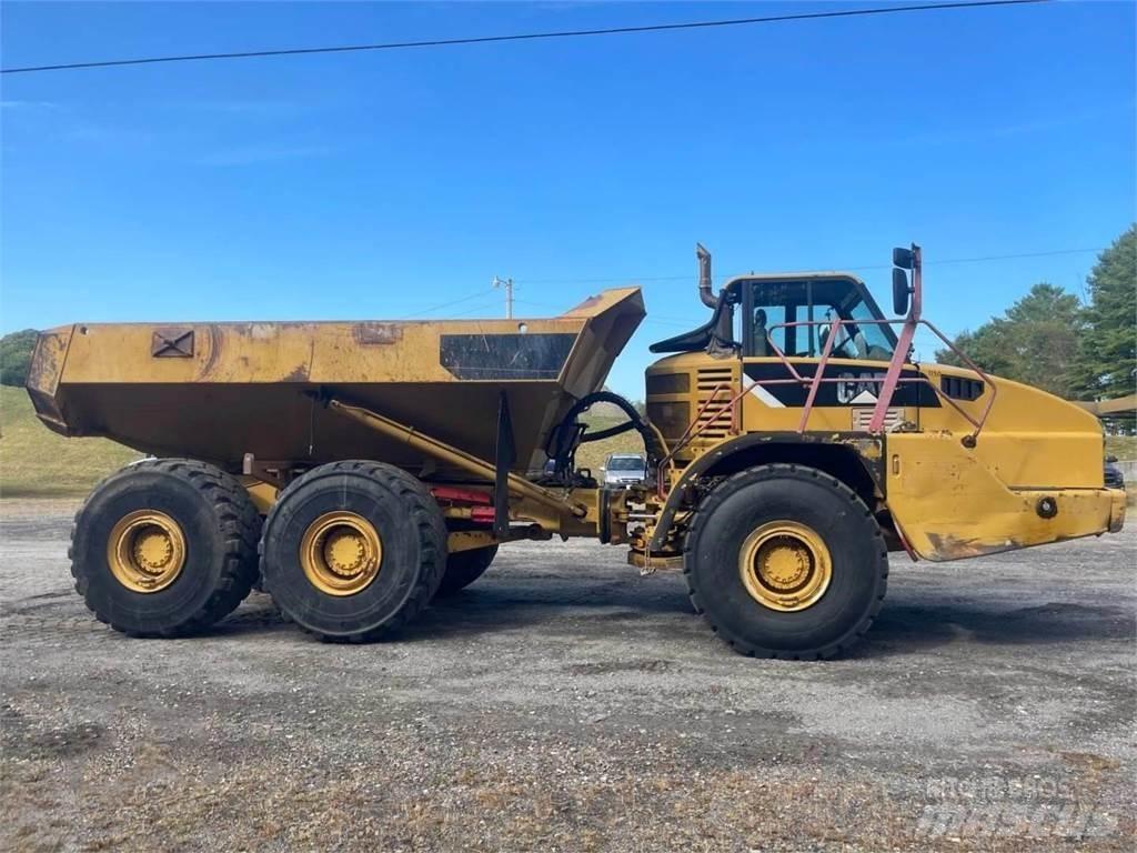 CAT 740 Tombereau articulé