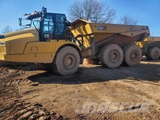 CAT 740GC Tombereau articulé