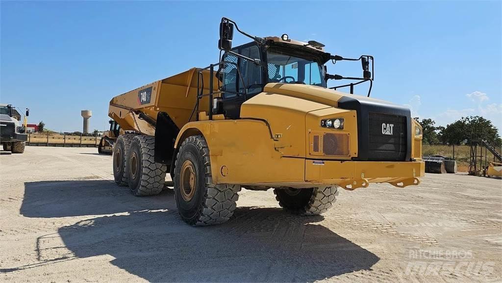CAT 740GC Tombereau articulé