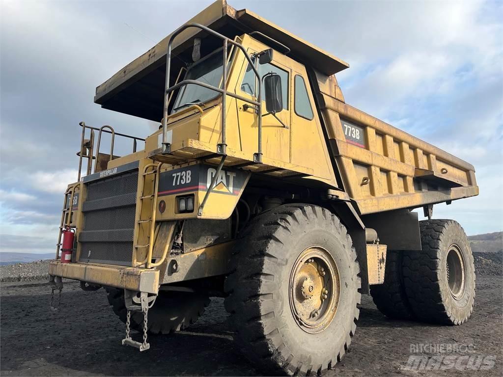 CAT 773B Tombereau articulé
