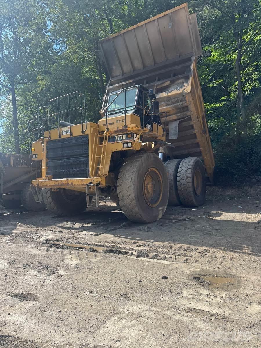 CAT 777D Tombereau articulé
