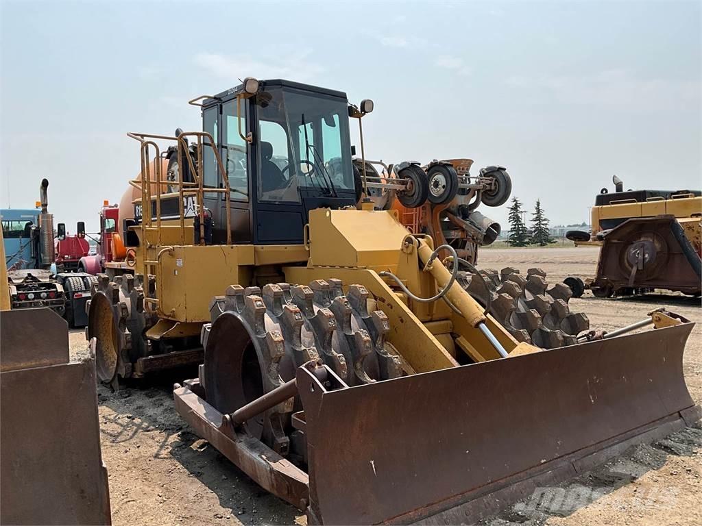 CAT 815F Compacteur de sol