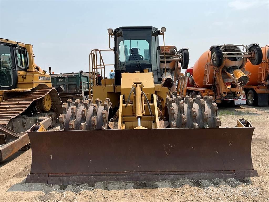 CAT 815F Compacteur de sol