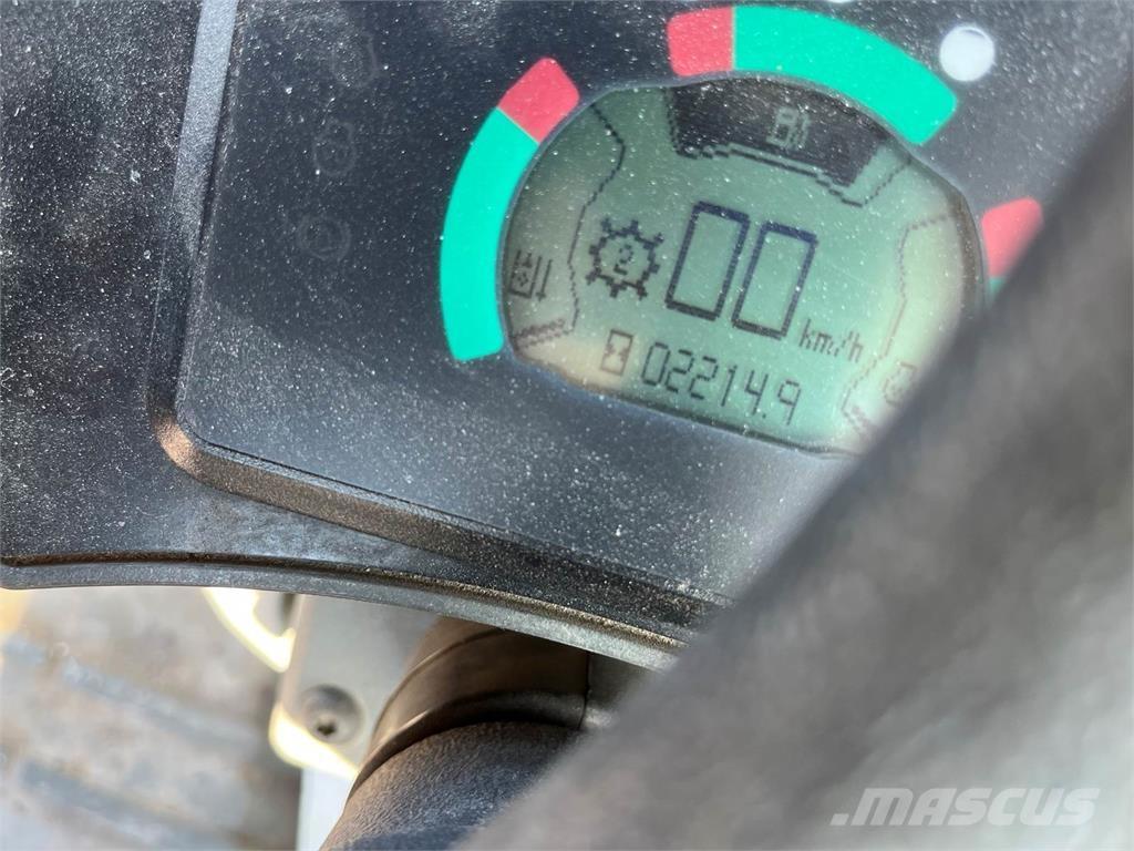 CAT 906 Chargeuse sur pneus