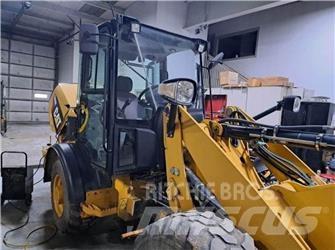 CAT 906H Chargeuse sur pneus