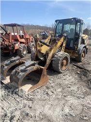 CAT 906H2 Chargeuse sur pneus