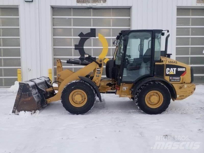 CAT 906M Chargeuse sur pneus