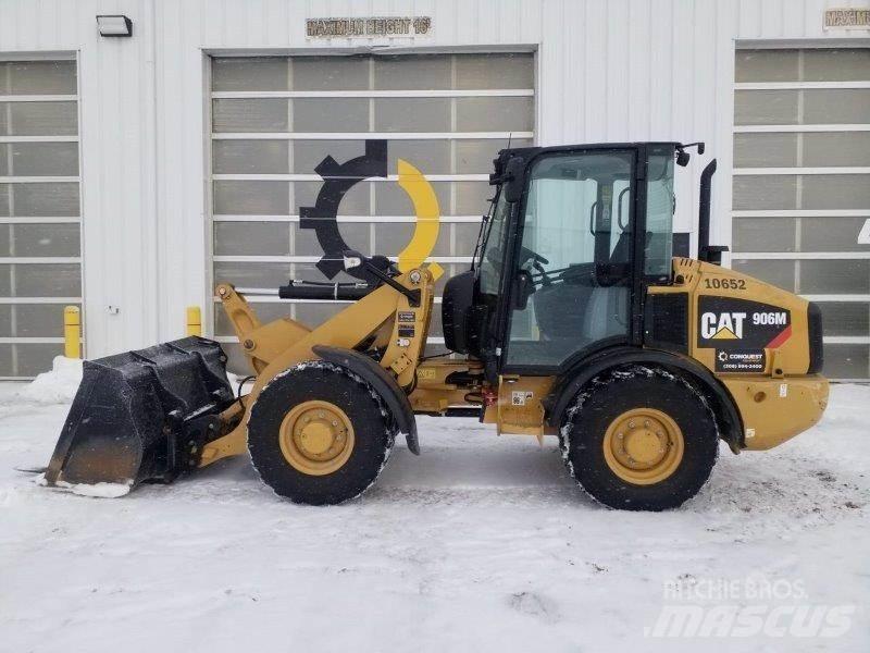 CAT 906M Chargeuse sur pneus
