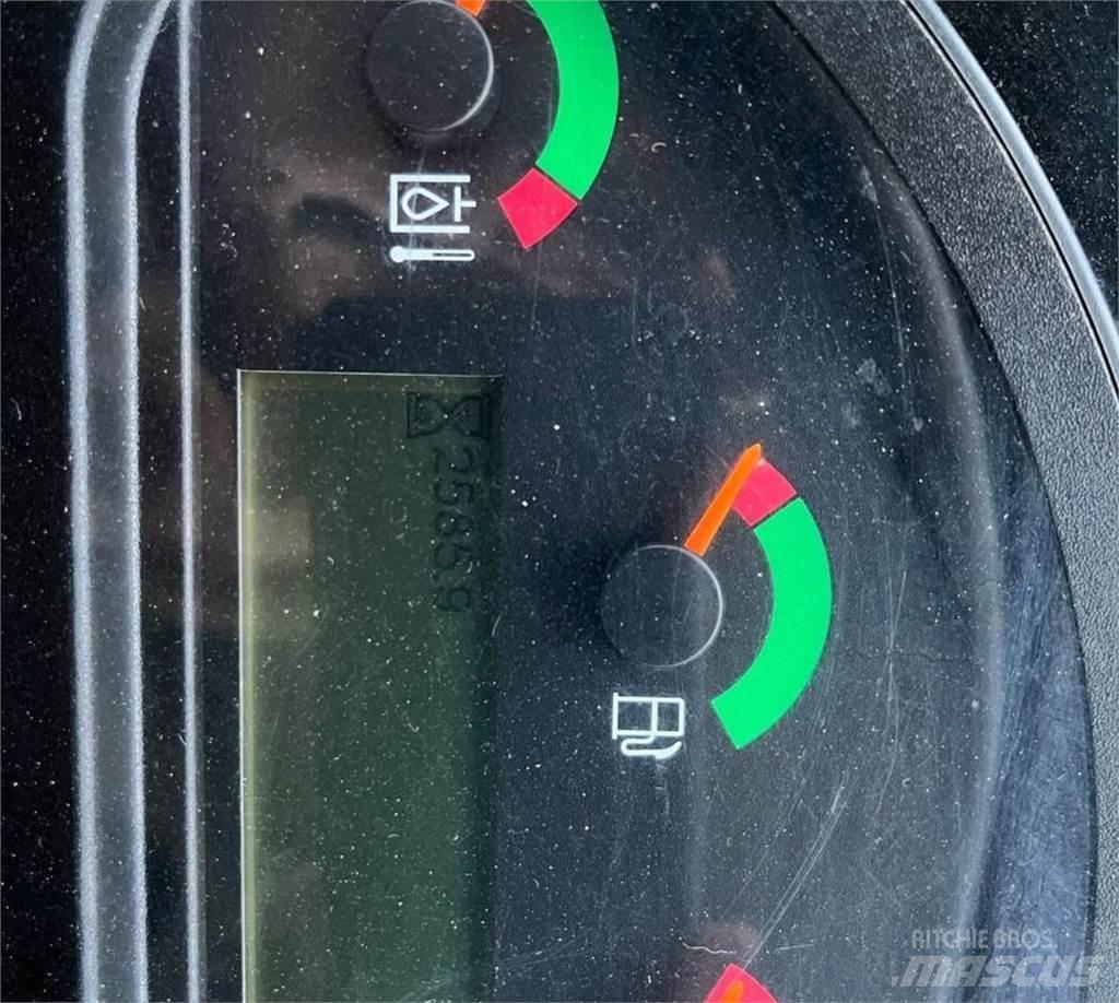 CAT 908M Chargeuse sur pneus