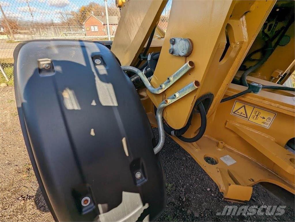 CAT 908M Chargeuse sur pneus