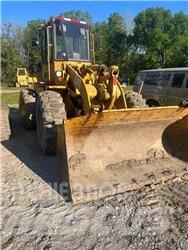 CAT 916 Chargeuse sur pneus