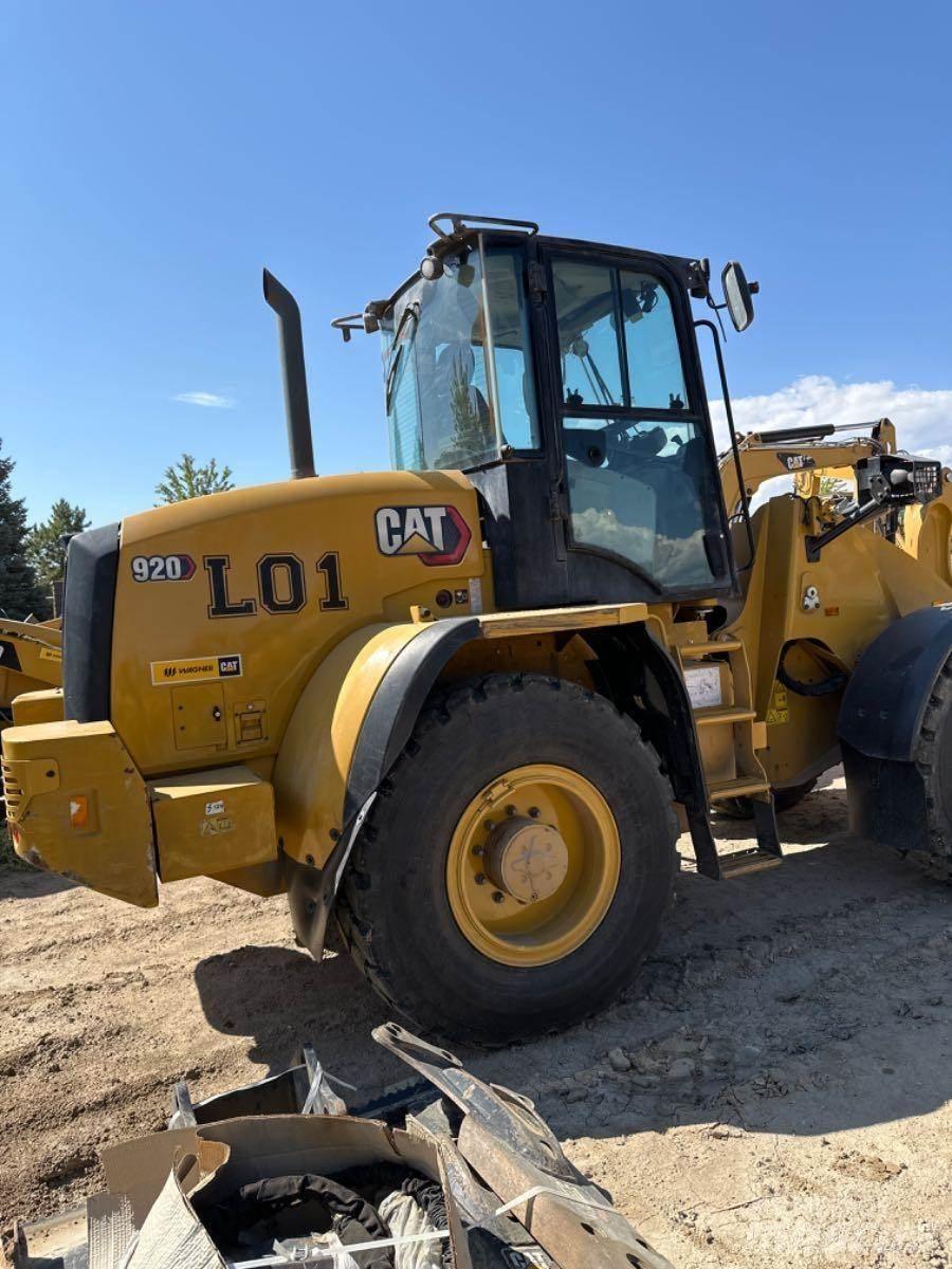 CAT 920 Chargeuse sur pneus