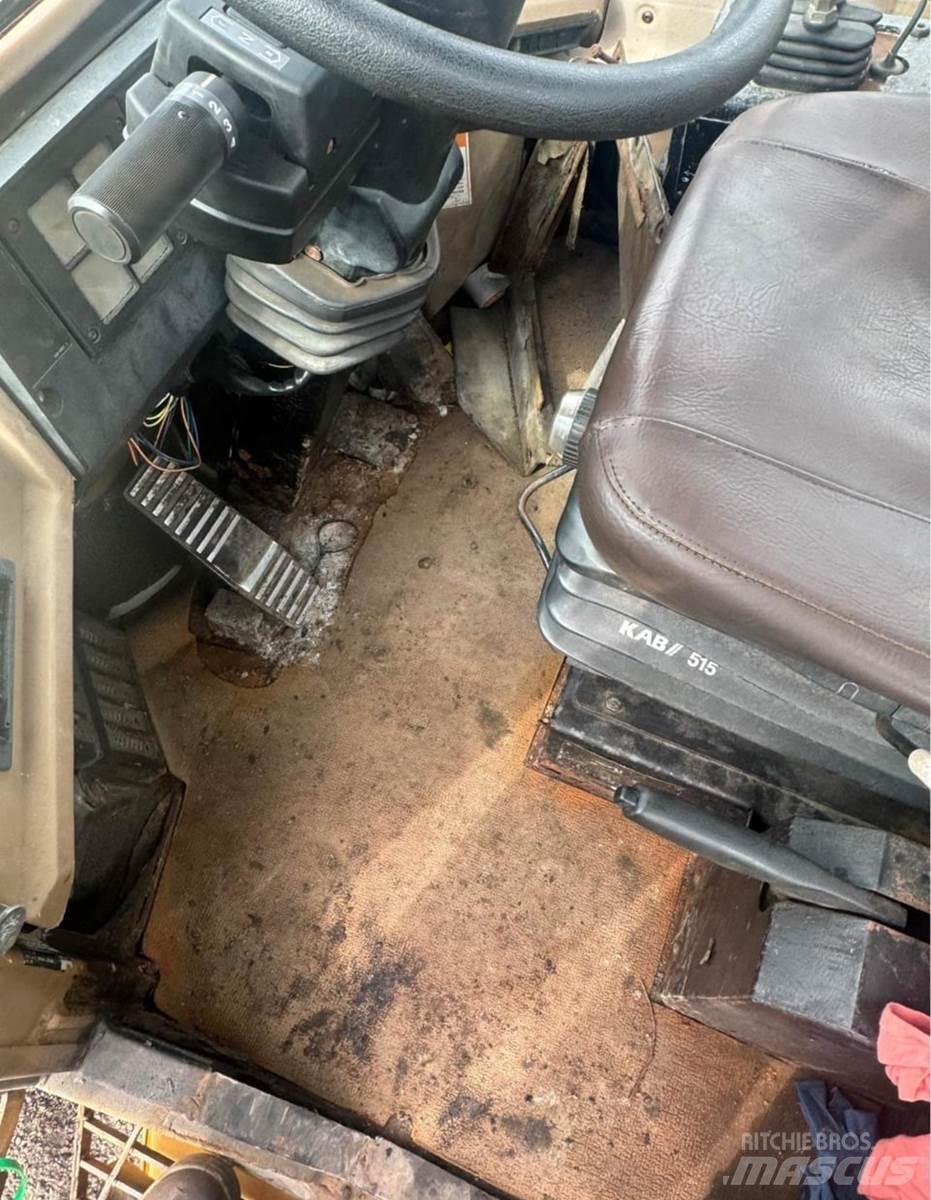 CAT 924F Chargeuse sur pneus