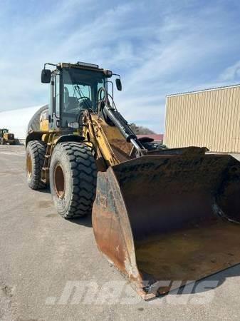 CAT 930H Chargeuse sur pneus