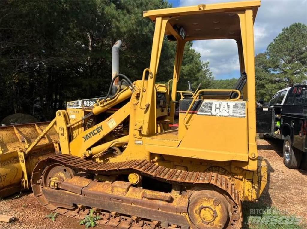CAT 933C Bouteurs sur chenilles
