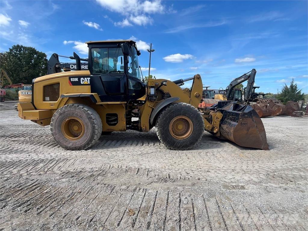 CAT 938K Chargeuse sur pneus