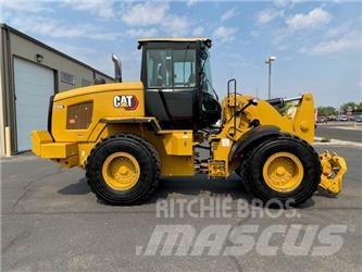 CAT 938M Chargeuse sur pneus