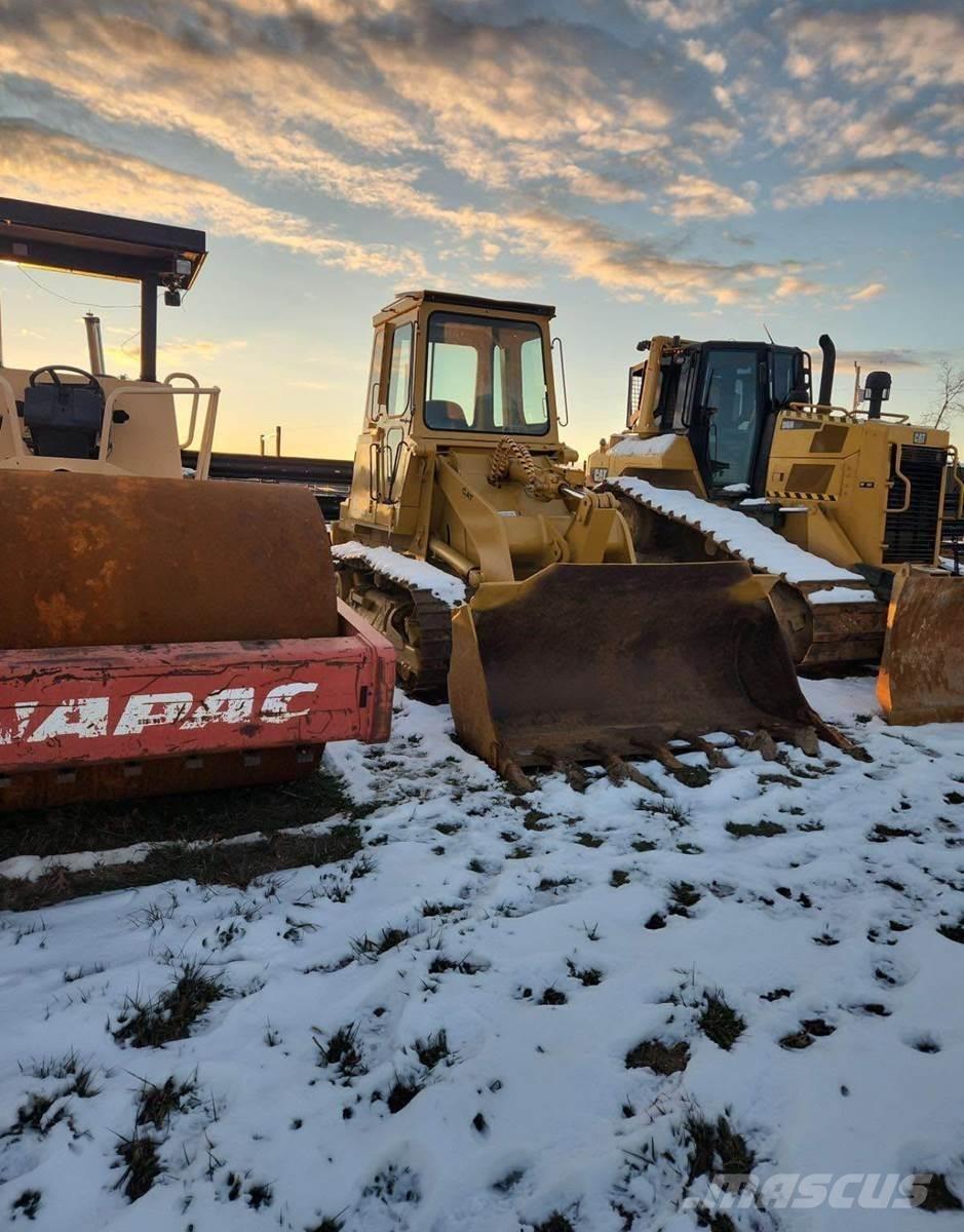 CAT 943 Chargeuse sur chenilles