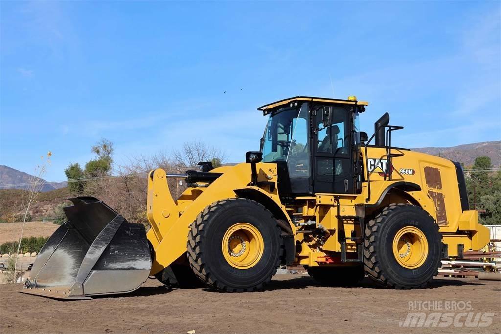 CAT 950M Chargeuse sur pneus