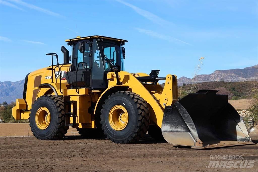 CAT 950M Chargeuse sur pneus