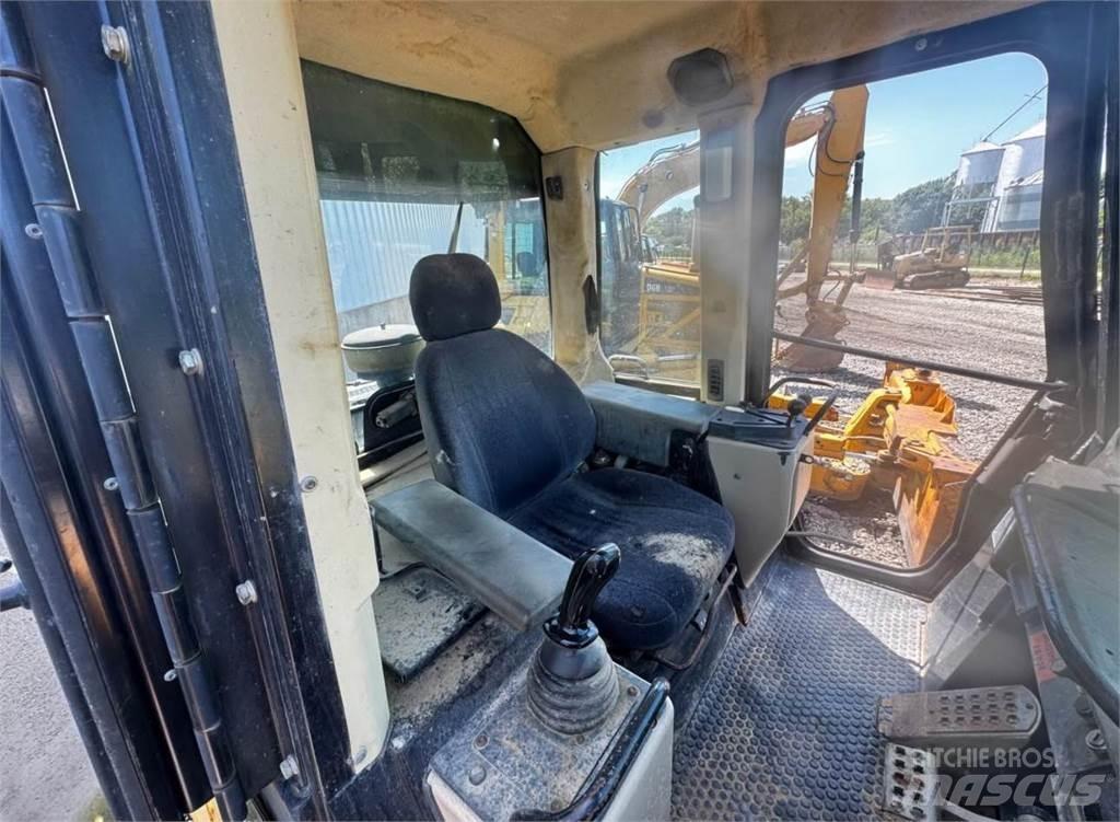 CAT 953C Chargeuse sur chenilles