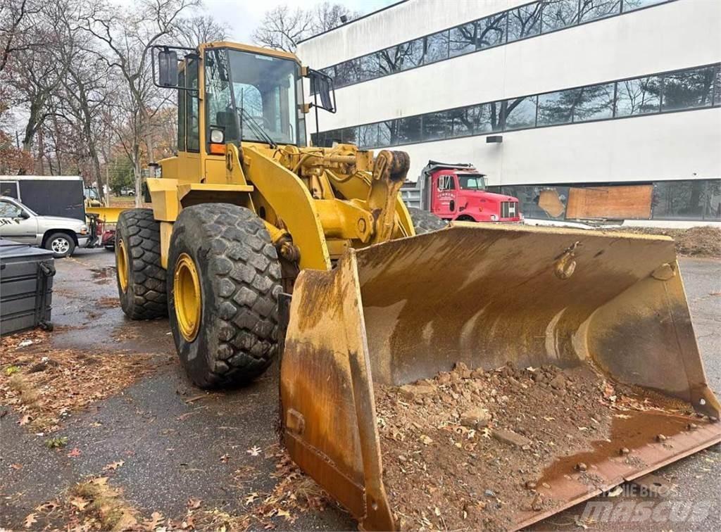 CAT 960F Chargeuse sur pneus