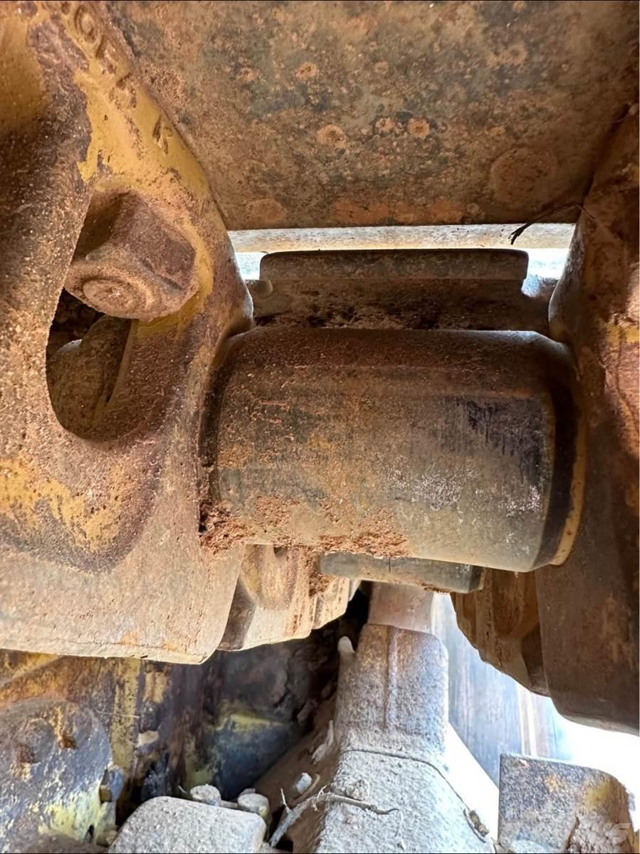 CAT 963 Chargeuse sur chenilles