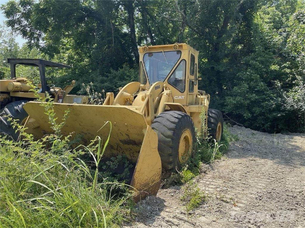 CAT 966 Chargeuse sur pneus