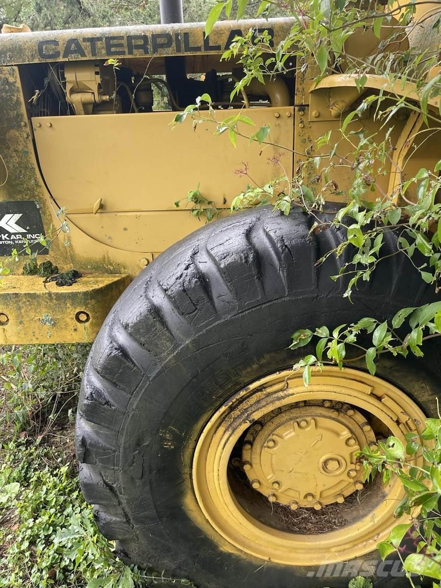 CAT 966 Chargeuse sur pneus