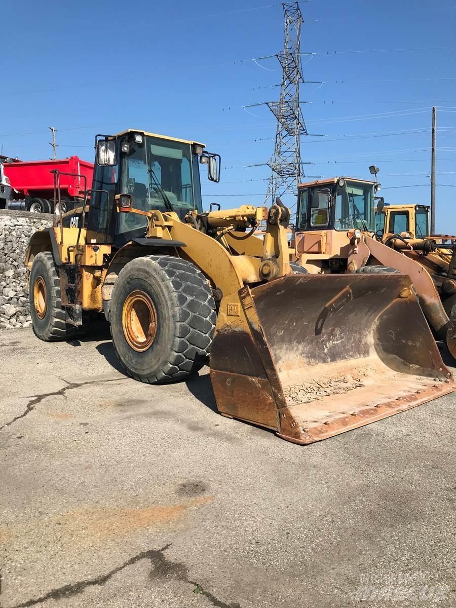 CAT 966G Chargeuse sur pneus