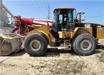 CAT 966G Chargeuse sur pneus