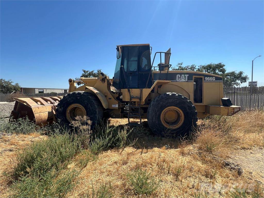 CAT 966G Chargeuse sur pneus