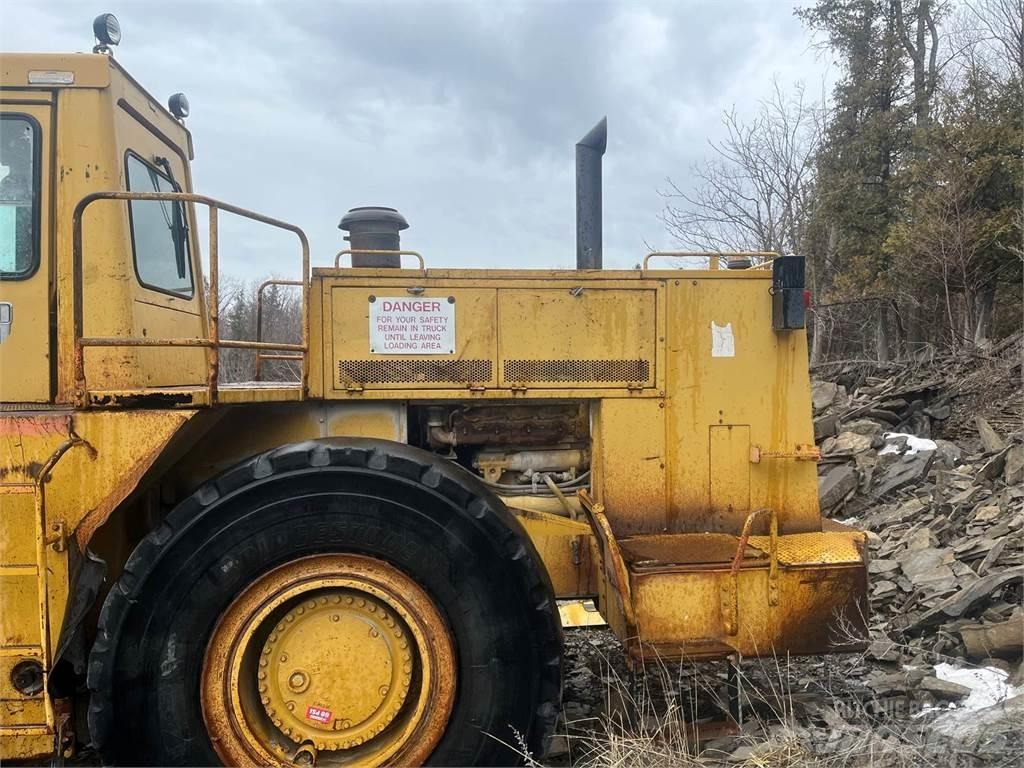 CAT 988B Chargeuse sur pneus