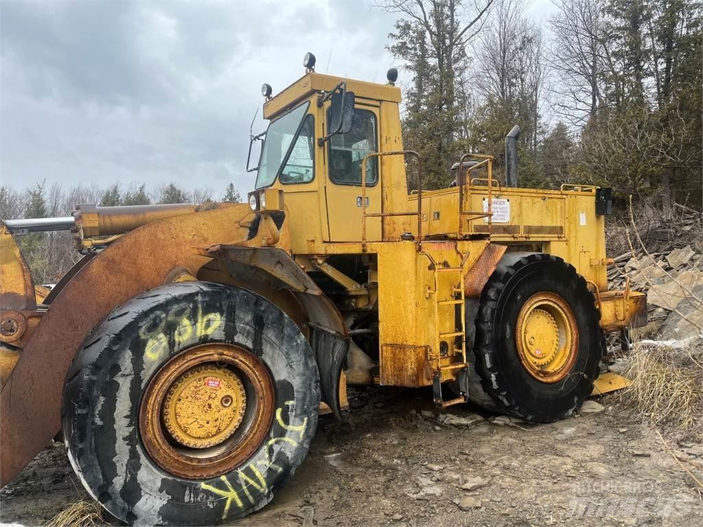CAT 988B Chargeuse sur pneus