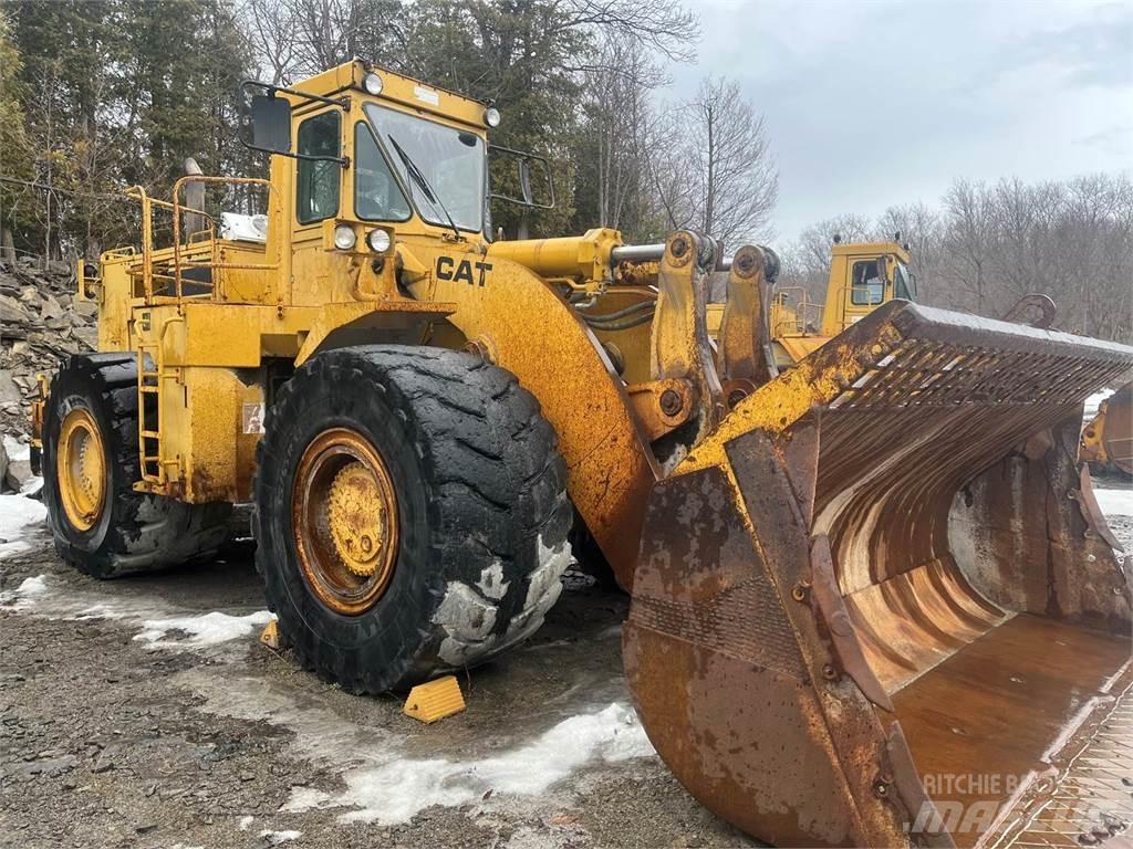 CAT 988B Chargeuse sur pneus