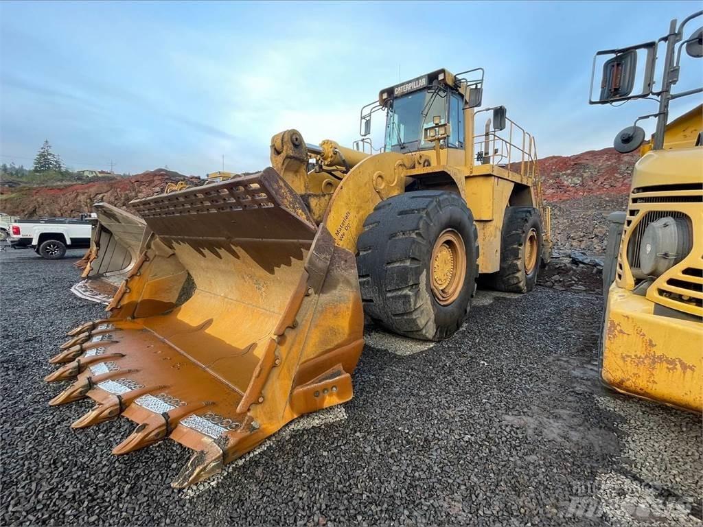 CAT 990 Chargeuse sur pneus