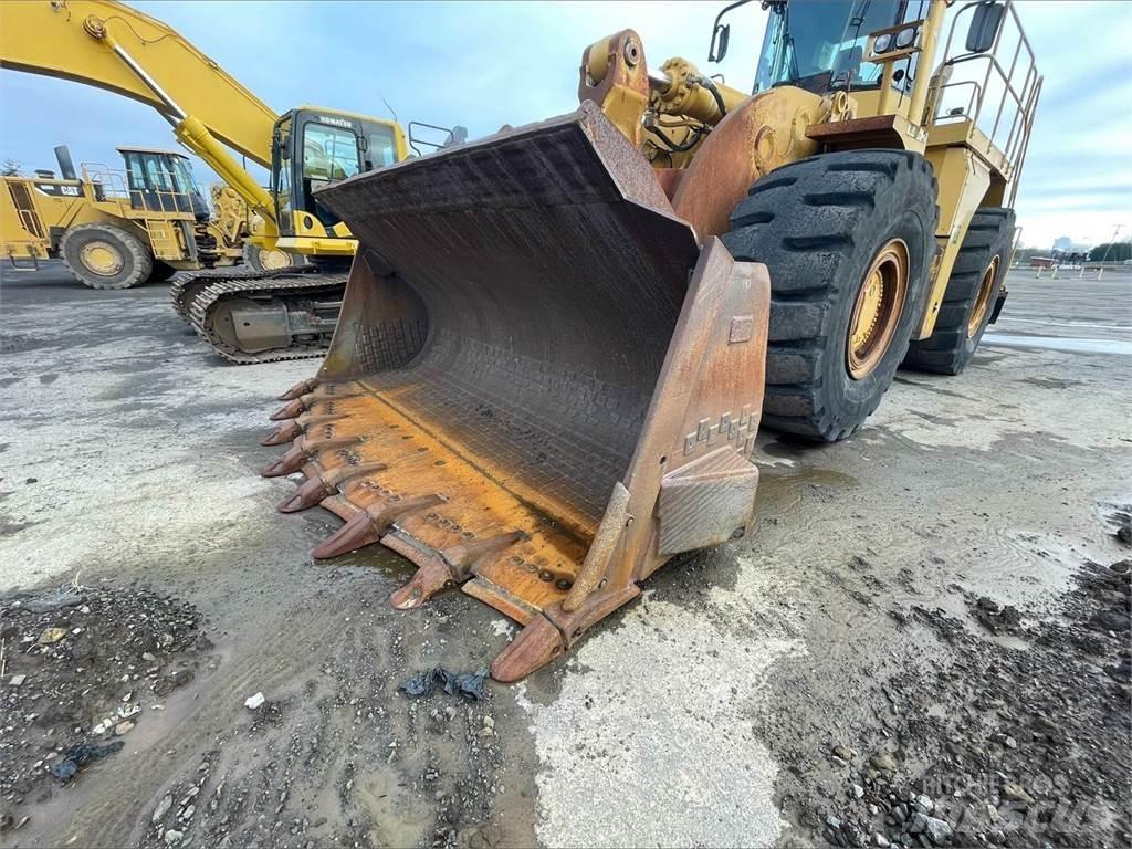 CAT 990 Chargeuse sur pneus