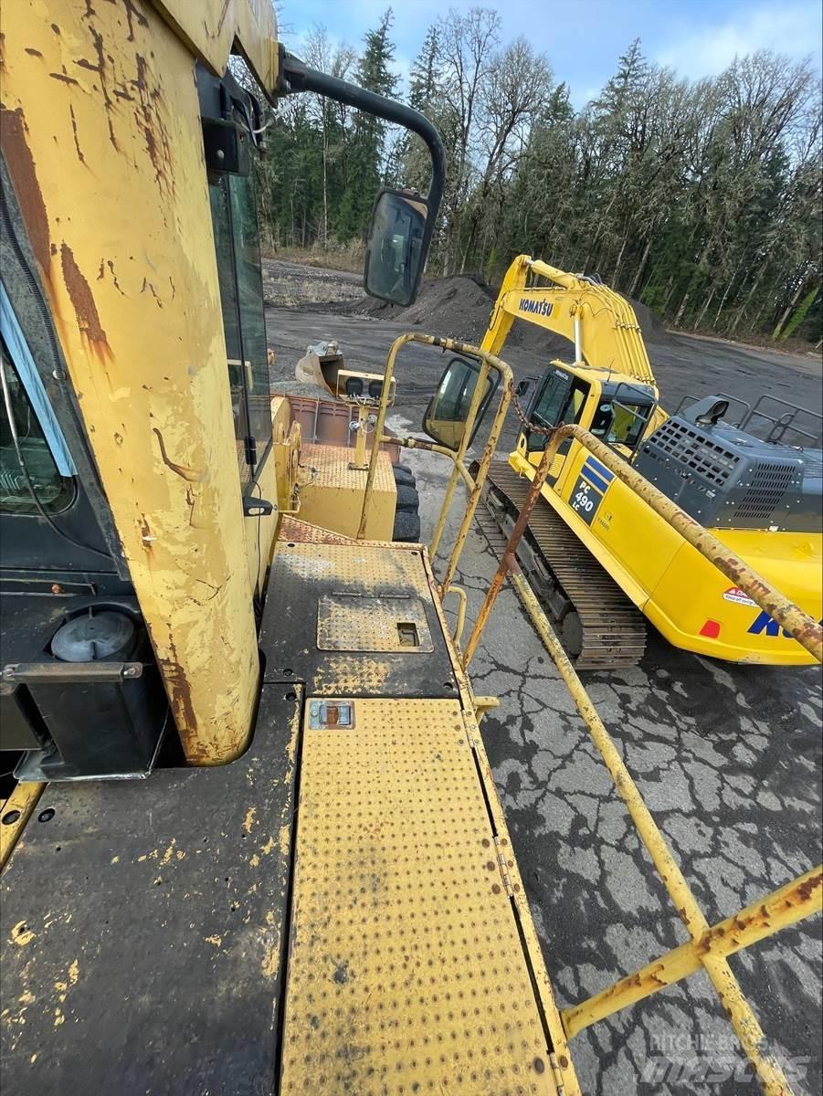 CAT 990 Chargeuse sur pneus